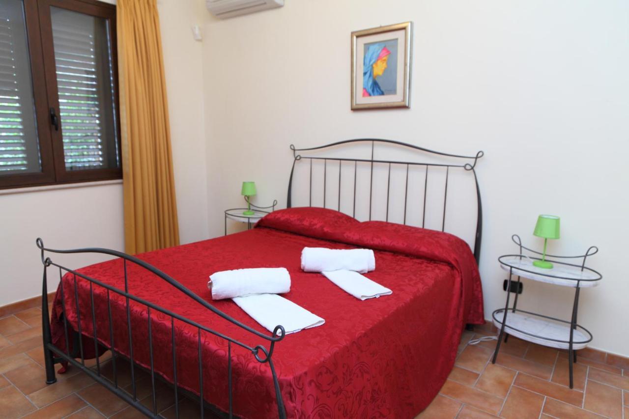 Sikelios Apartments Cefalu Luaran gambar